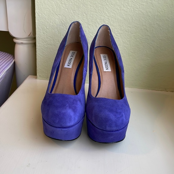 Steve Madden Wedge **EXCELLENT CONDITION** - Picture 2 of 4